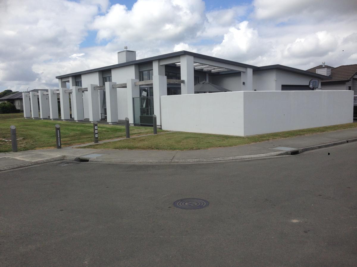 Accommodation In Frimley เฮสติงส์ ภายนอก รูปภาพ