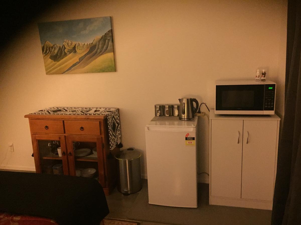 Accommodation In Frimley เฮสติงส์ ภายนอก รูปภาพ